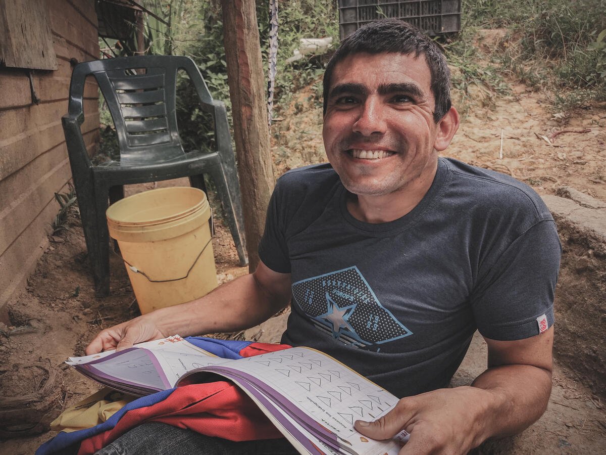 Diego, un valiente guerrero en medio de dos crisis en Venezuela