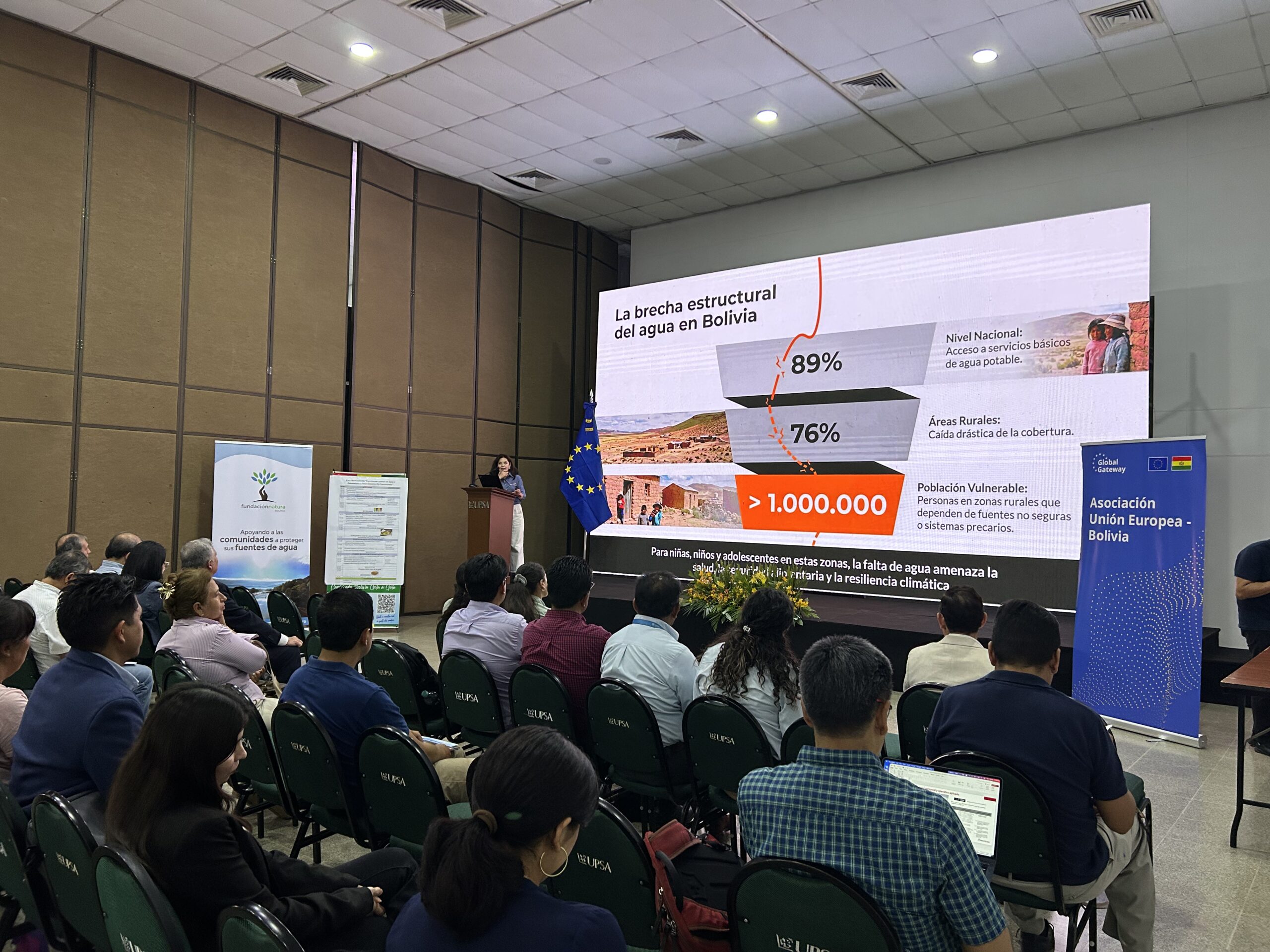 World Vision Bolivia comparte soluciones descentralizadas de agua con energía solar en Fexpo Agua Nacional 2026
