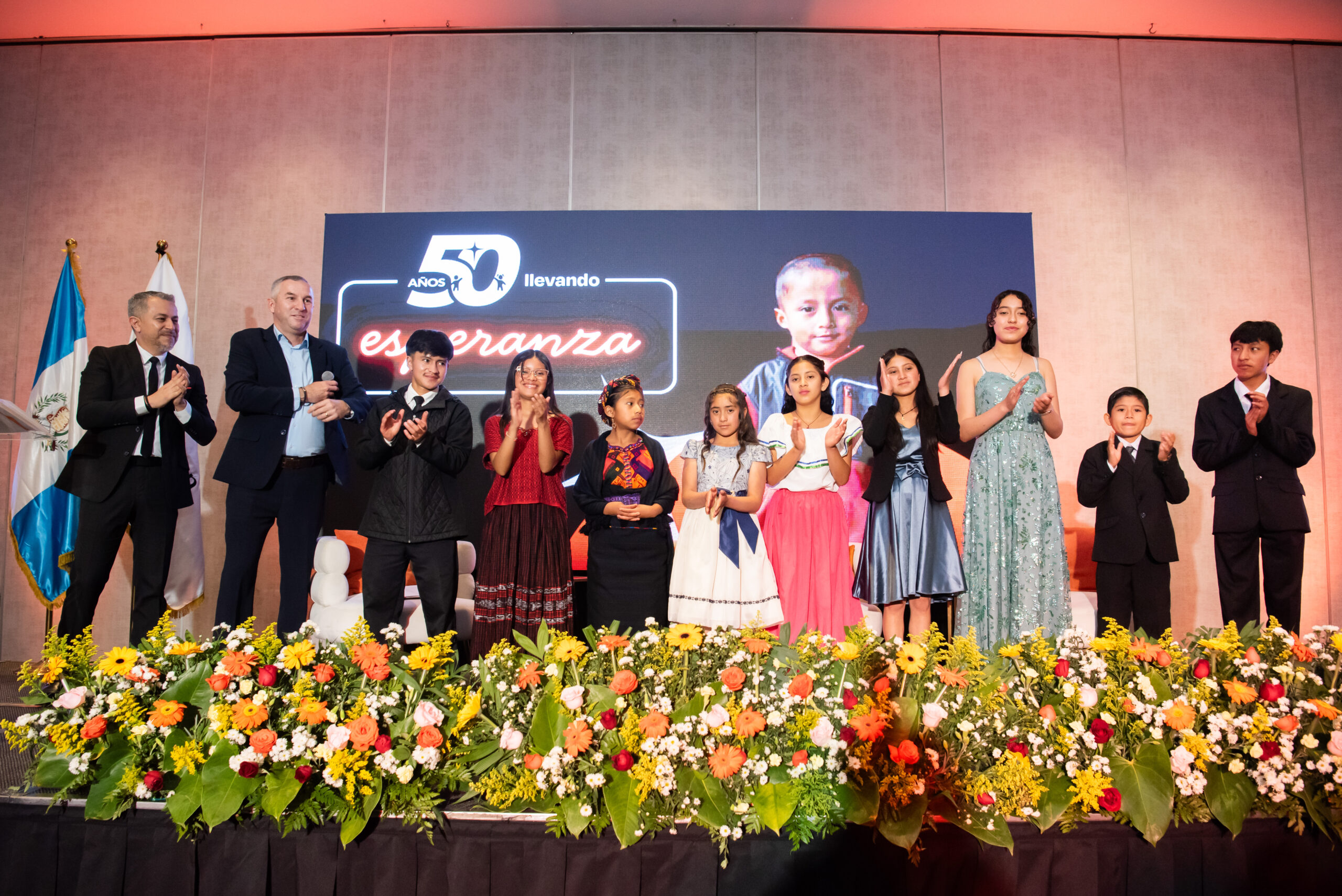 World Vision cumple 50 años caminando junto a la niñez de Guatemala