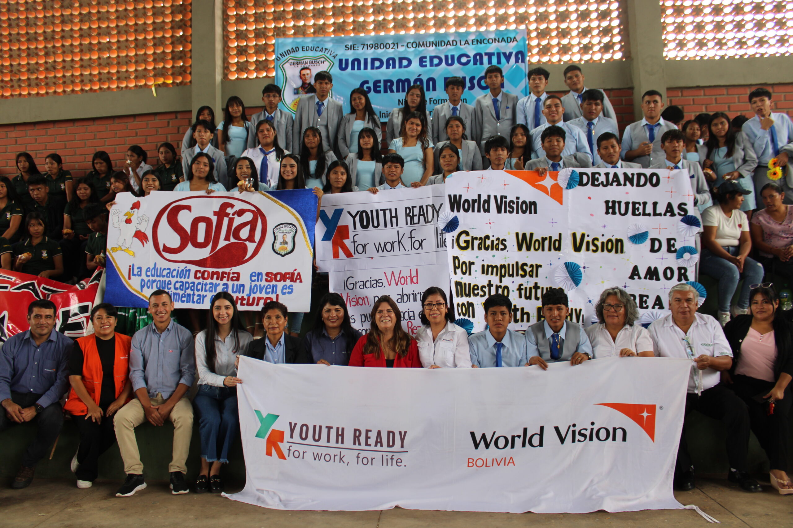 Alianza por la juventud: SOFIA LTDA. y World Vision Bolivia fortalecen «Youth Ready»