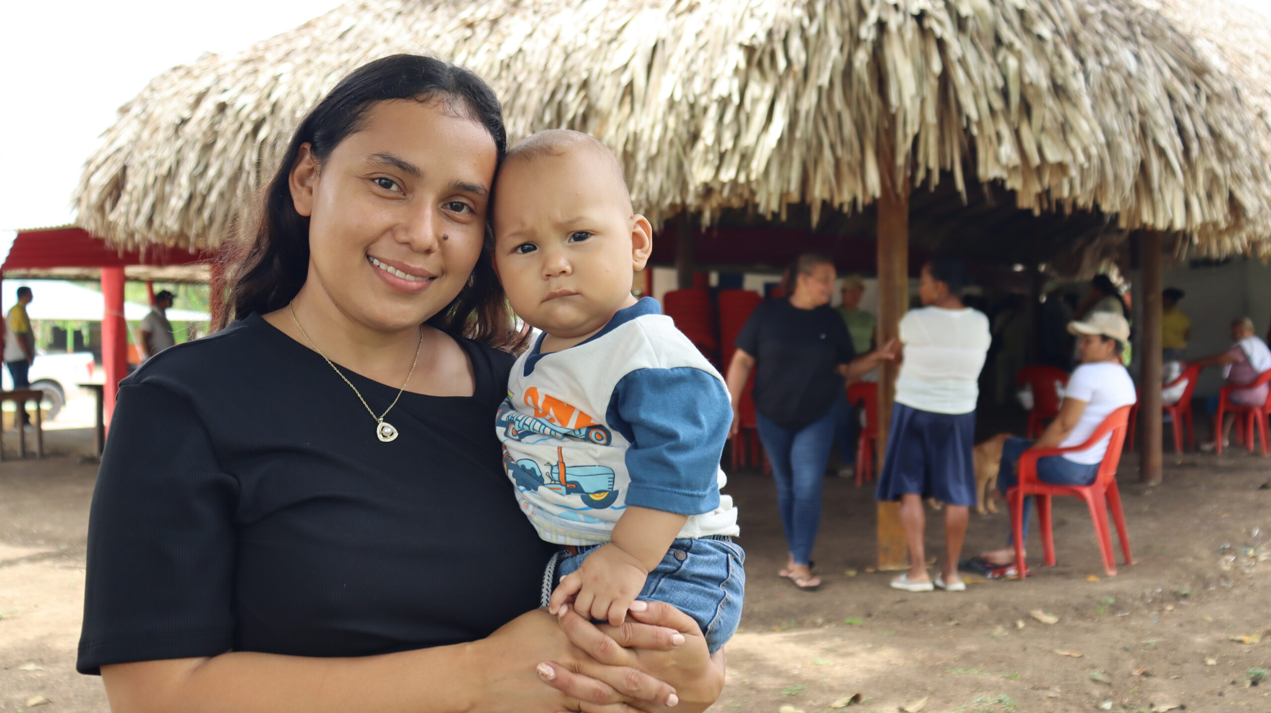 «Solo pudimos rescatar a nuestros niños»: la historia de una madre que sobrevivió a las inundaciones en Córdoba