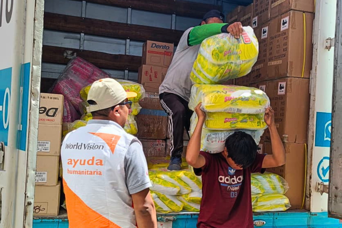 World Vision lleva ayuda humanitaria a familias afectadas por sismo en Perú